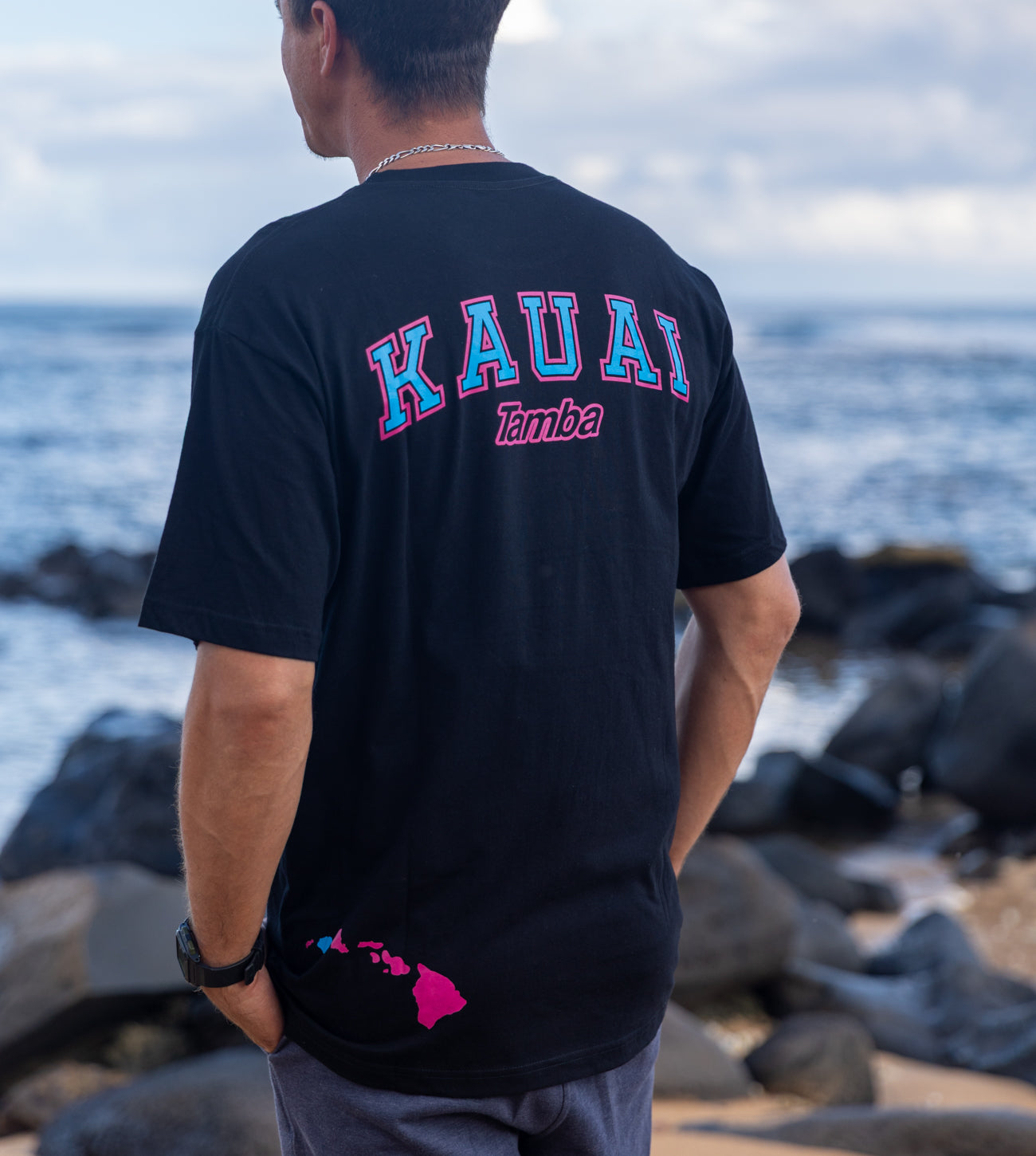 Kauai Short Sleeve Shirt - Black Pink/Blue