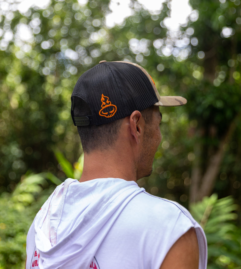 Multicam Camo Stuzzy 3D Mesh Curvebill Snapback Hat - Light/Orange