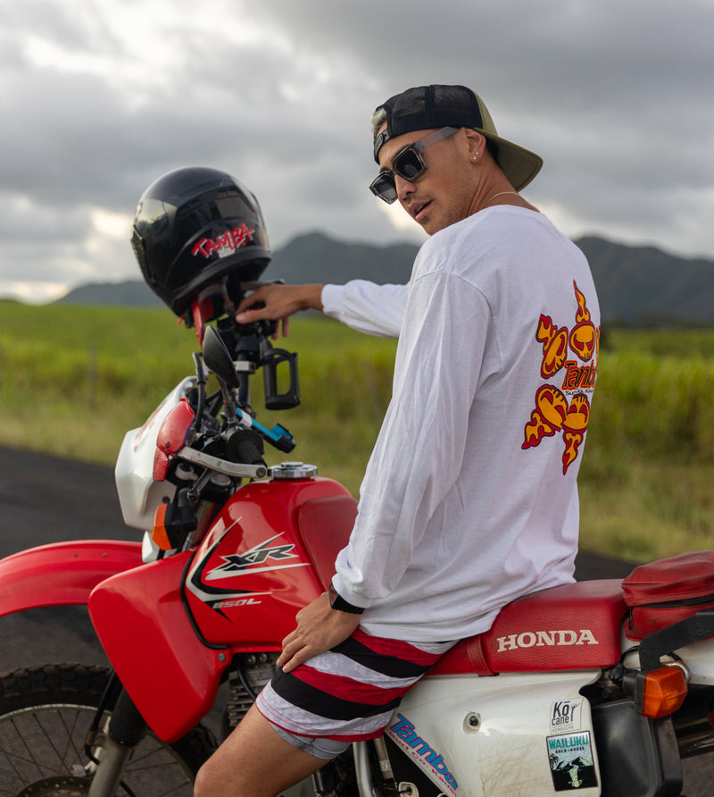 Head Shot Long Sleeve Shirt - White
