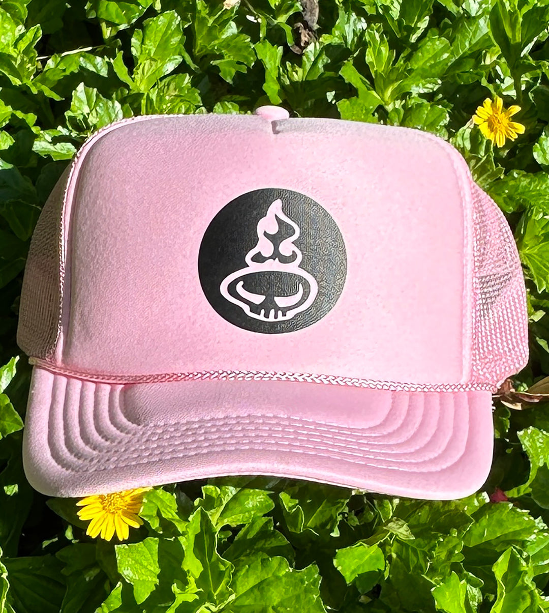Resolve Trucker Hat - Soft Pink/Black